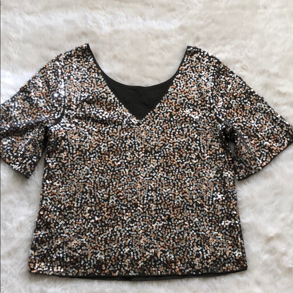 Express Sequin Top - Picture 4 of 6